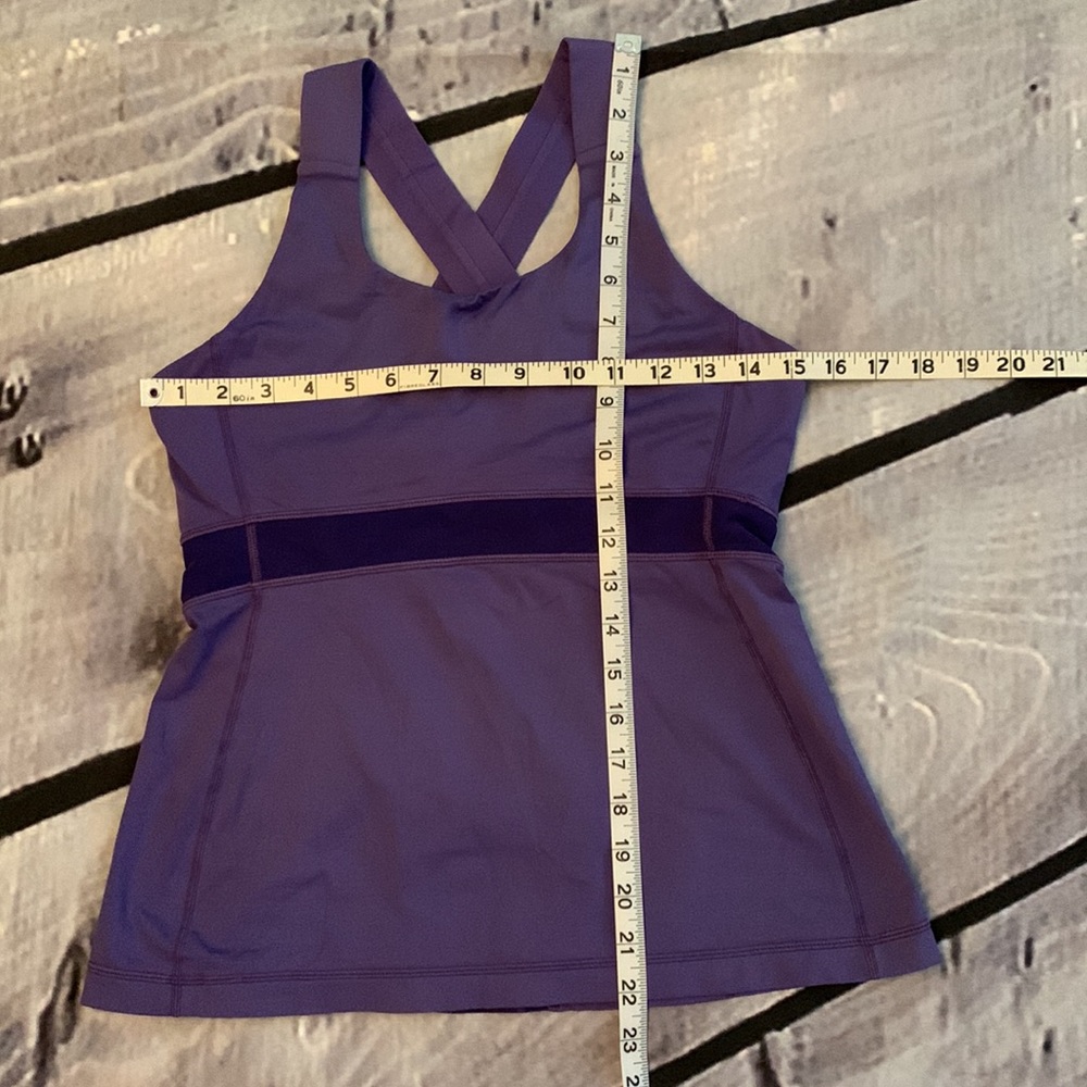 EUC - Lululemon Athletic Tank Top. Size M - Picture 3 of 5